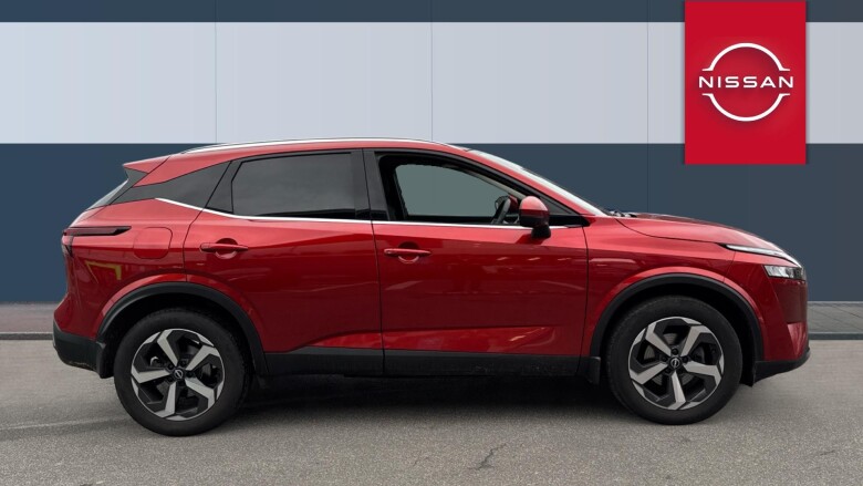 Nissan Qashqai 1.3 DiG-T MH N-Connecta 5dr Petrol Hatchback